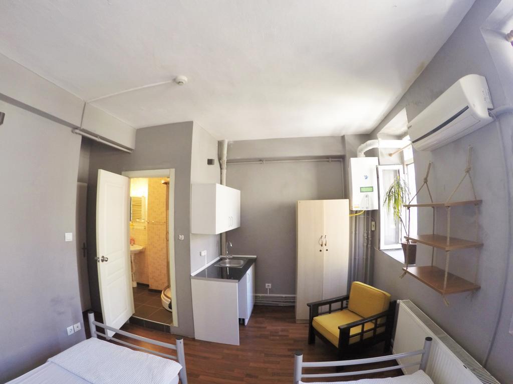 Eastwest Guesthouse Istanbul Eksteriør billede