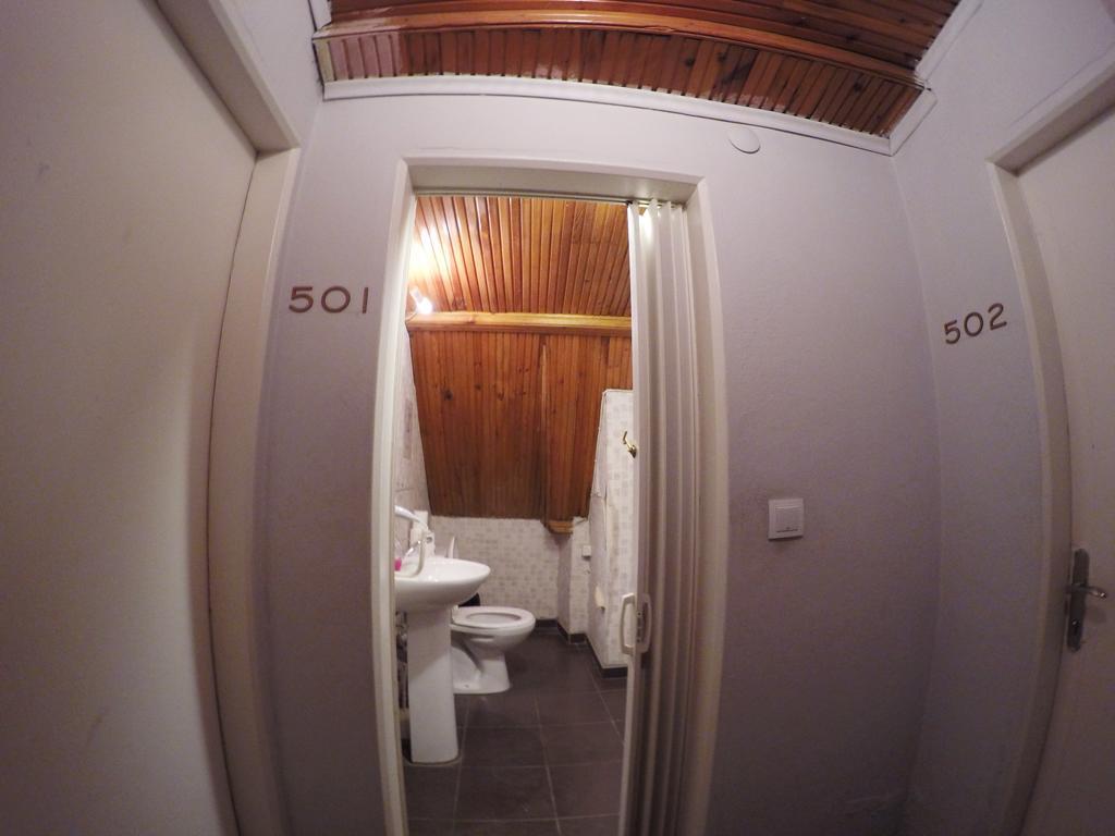 Eastwest Guesthouse Istanbul Eksteriør billede