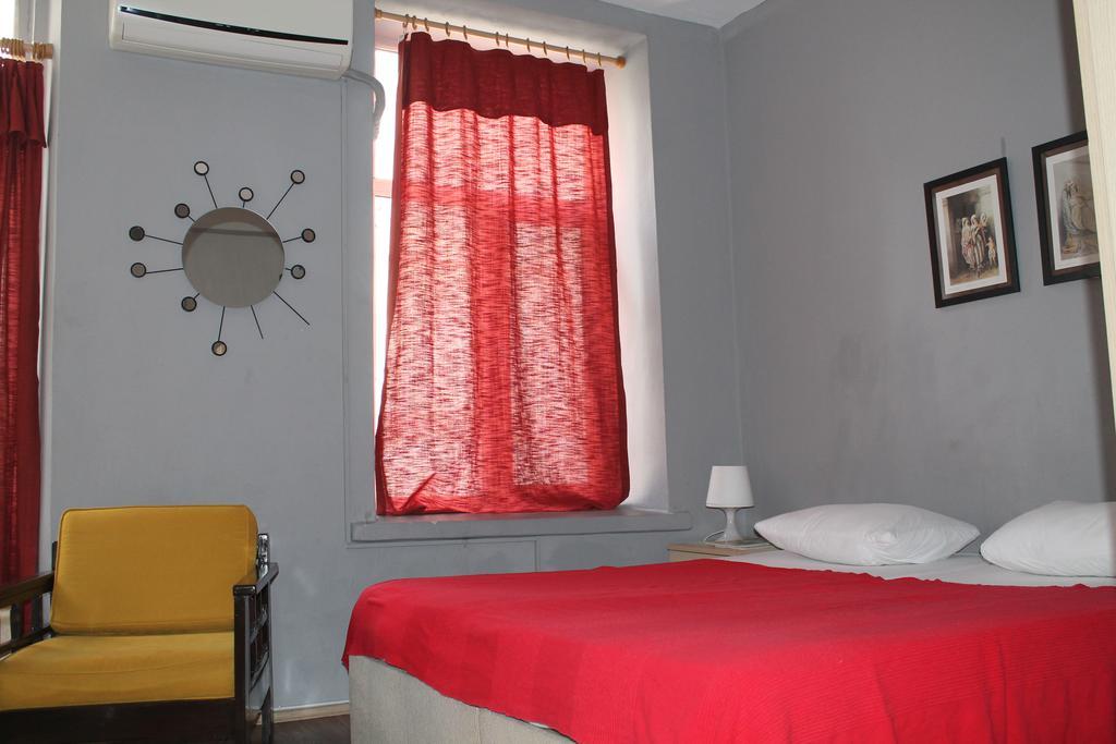 Eastwest Guesthouse Istanbul Eksteriør billede