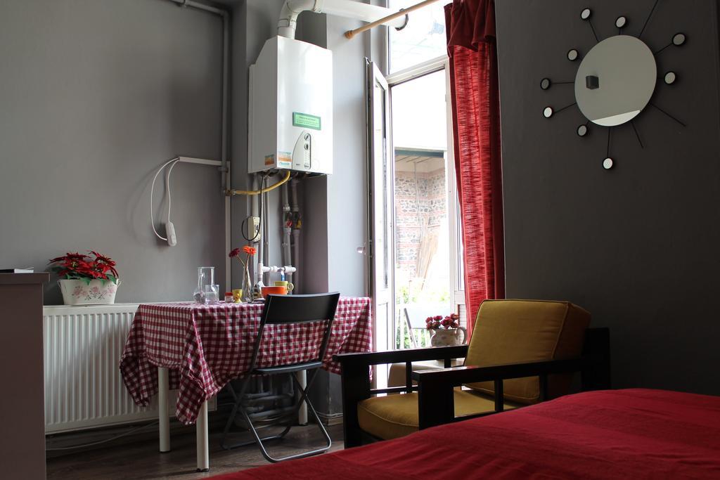 Eastwest Guesthouse Istanbul Eksteriør billede